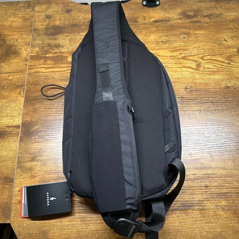 NEW Alpaka Metro Crossbody Bag Black Axoflux 210D Right Shoulder Backpack Travel